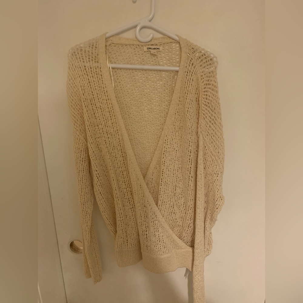 BILLABONG New with Tags Crotchet Sweater